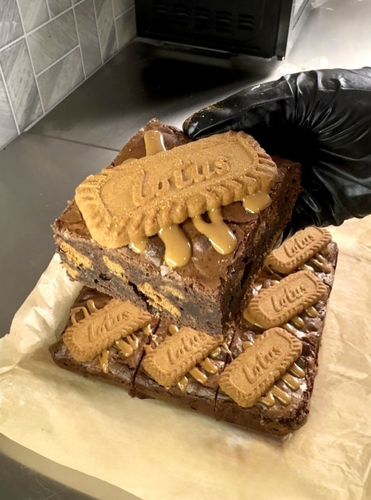 Lotus Biscoff Brownie Box